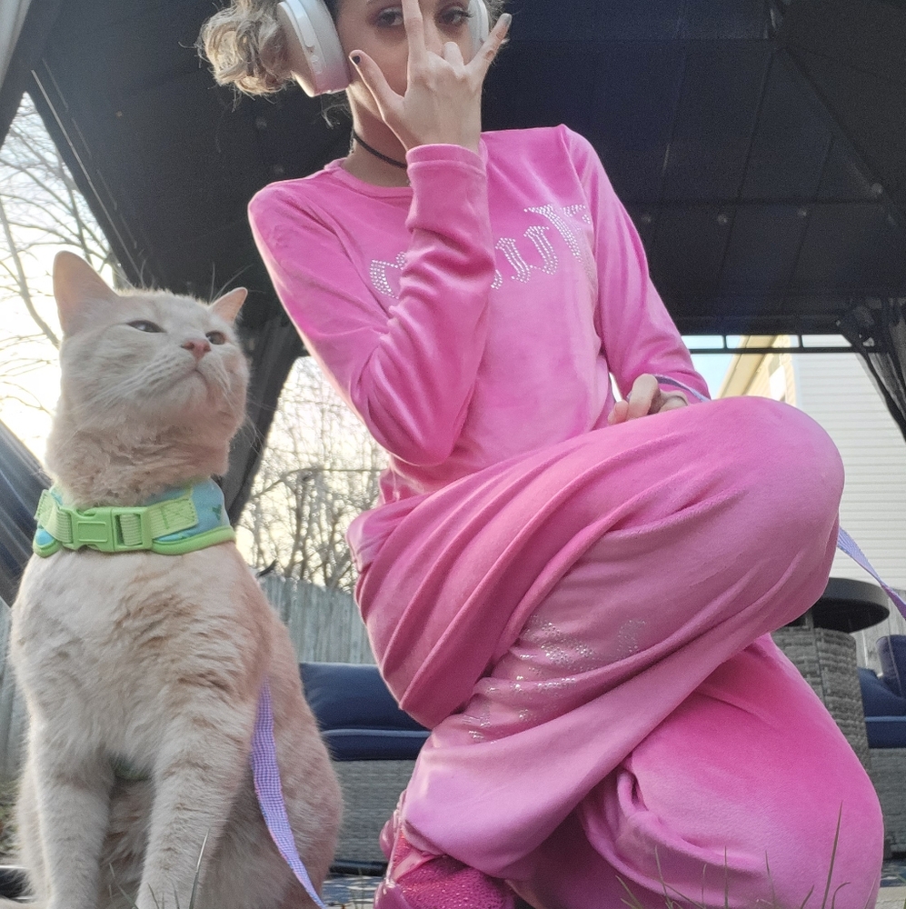 Meet your Posher, Jeannie